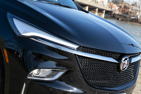 Editorial 2022 buick enclave essence 08 jw