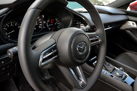 Mazda3 Sport AWD contre Subaru Impreza 2020 : match comparatif Body Image