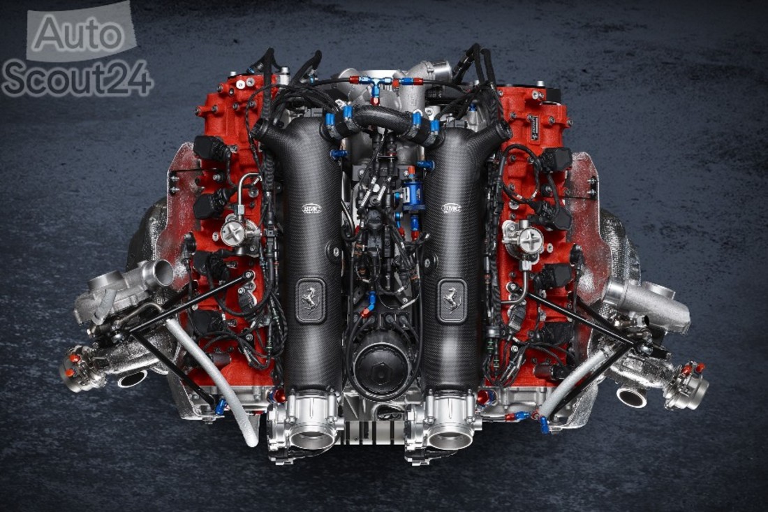 2020_11_Ferrari_488GT_engine_3 (2).jpg