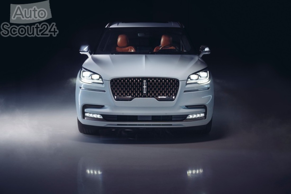 Lincoln-Aviator-Shinola-Concept-2 (2).jpg
