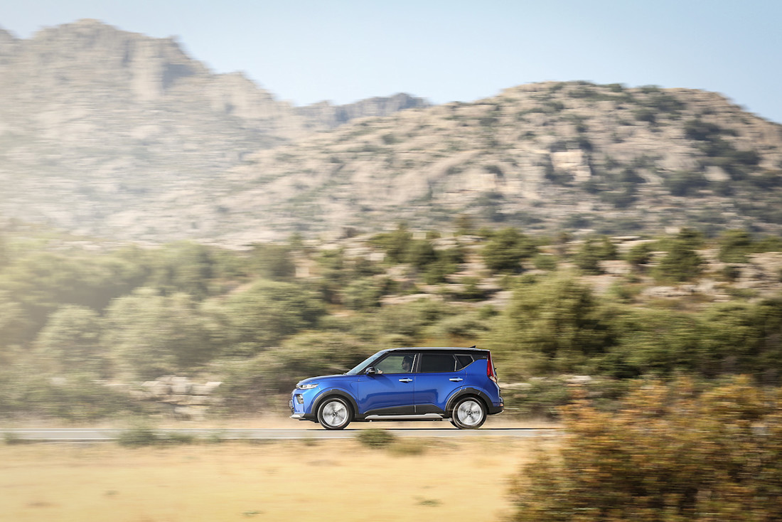 KIA E-SOUL (17).jpg