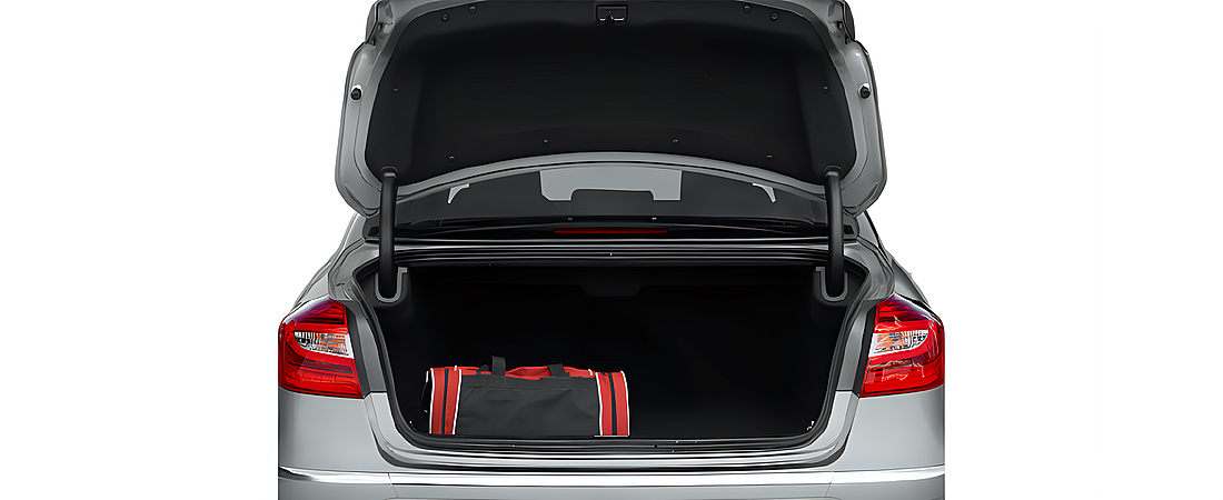 Hyundai Genesis Sedan 2013 12