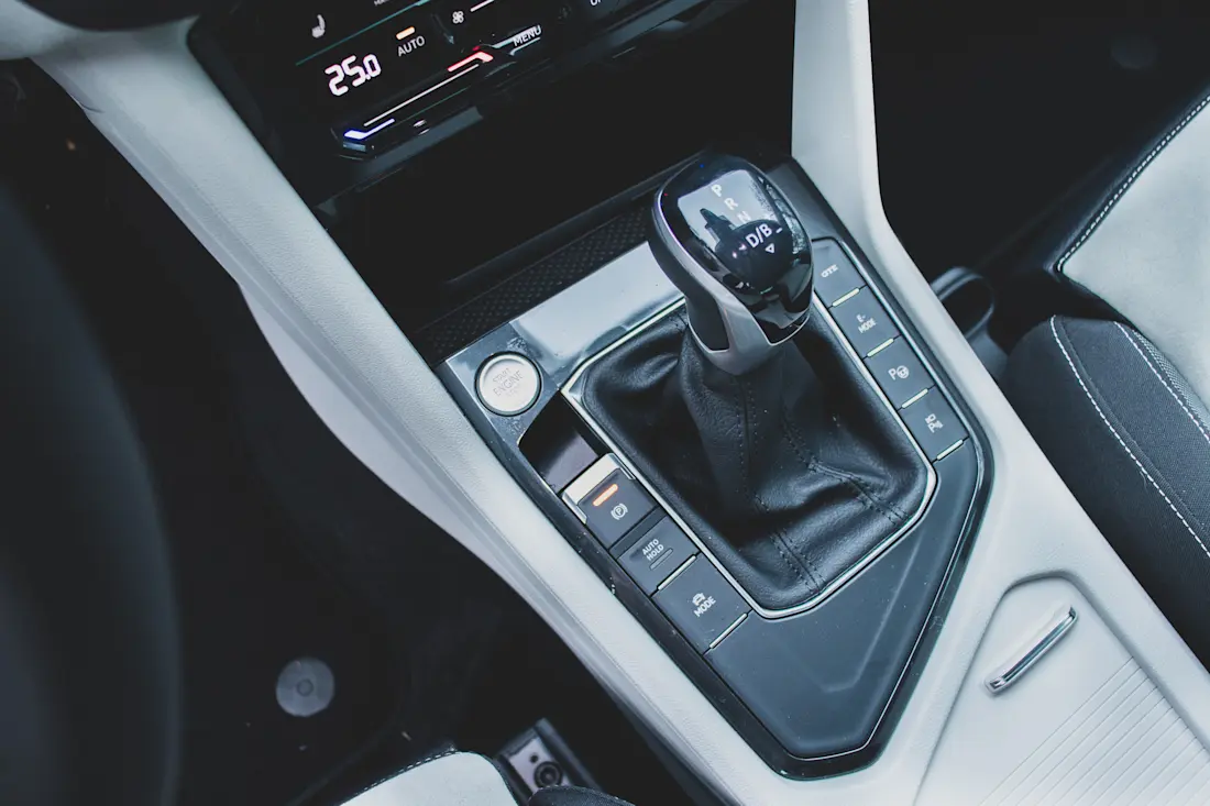 Volkswagen Tiguan eHybrid Gearbox 1 Volkswagen Tiguan eHybrid Gearbox 1