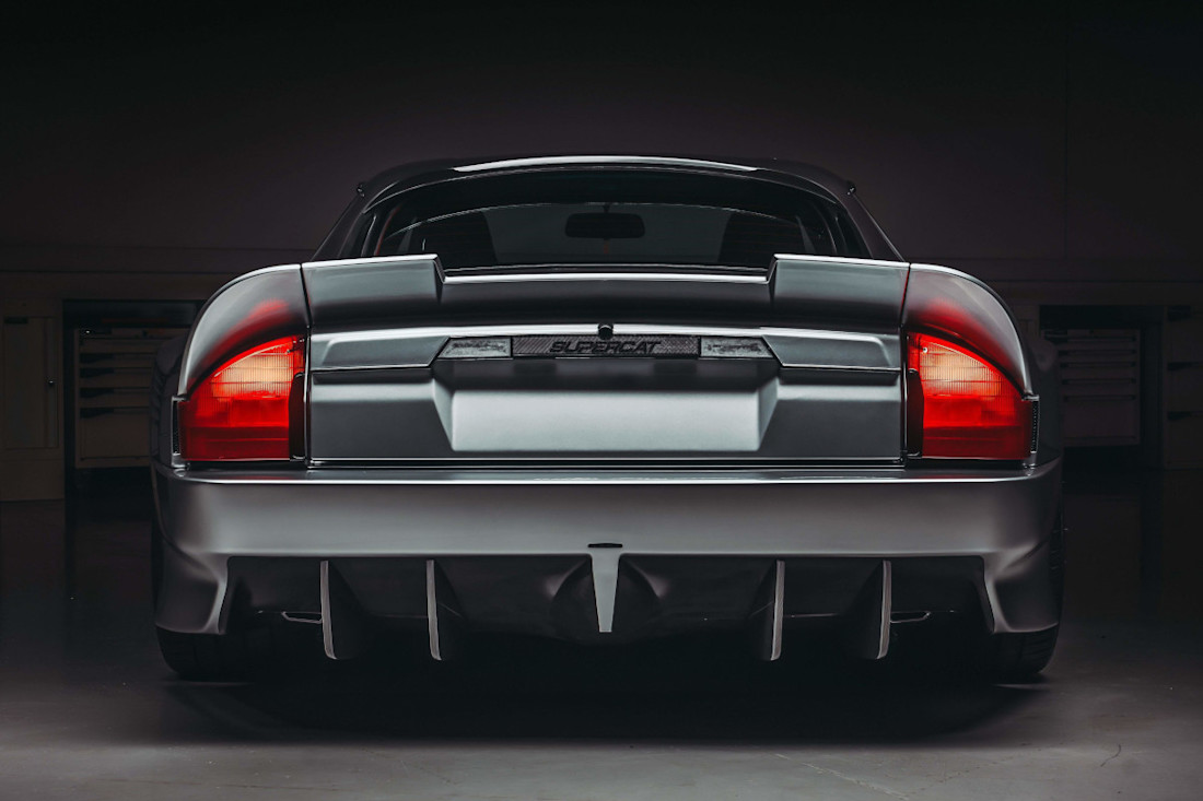 TWR-Supercat-2025-jaguar-xjs-restomod (9).jpg