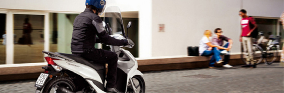 Presentazione: Honda Vision 50 – Il record del risparmio