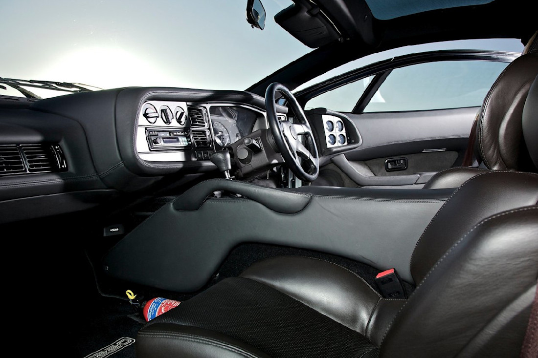 Jaguar-XJ220-1992 (3).jpg