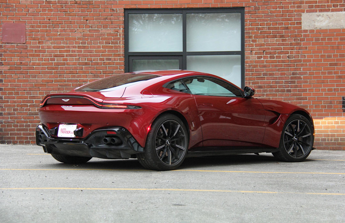 Editorial 2020 aston martin vantage 09 dw