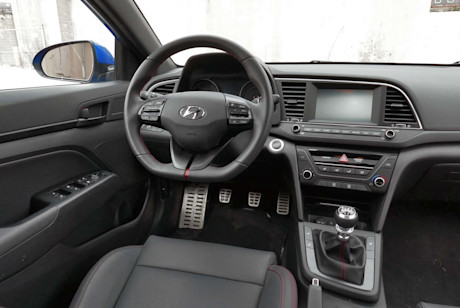 Editorial 2017 hyundai elantra sport 19 bh