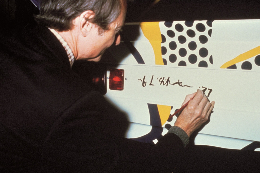 bmw-art-car-by-Roy-lichtenstein.jpg