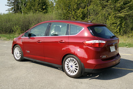 Editorial 2016 ford cmax energi 10