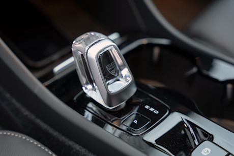 Editorial 2024 volvo xc40 b5 ultimate td 240214 16 jw