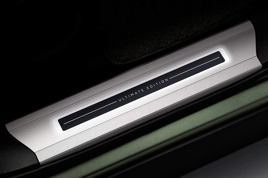 Land_Rover-Range_Rover_SVAutobiography_Ultimate-2021-1280-09.jpg