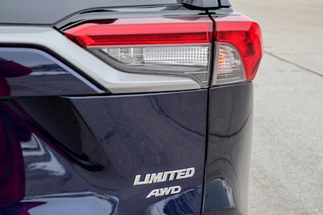 Editorial 2023 toyota rav4 limited 14 jm