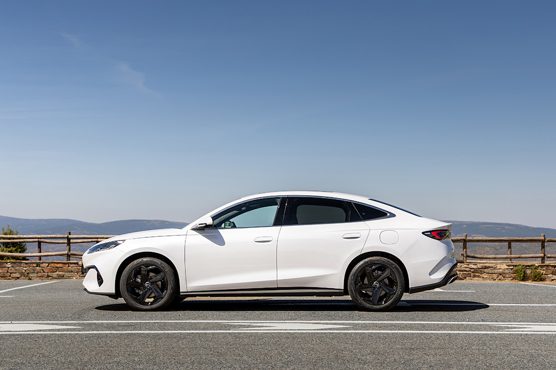 SEAL 6 DM-i_Estático (1)_1200X800.jpg