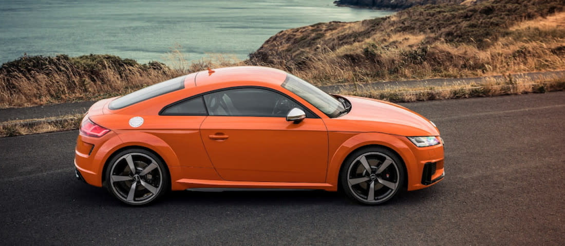 audi-tts-8s-l-02-1100