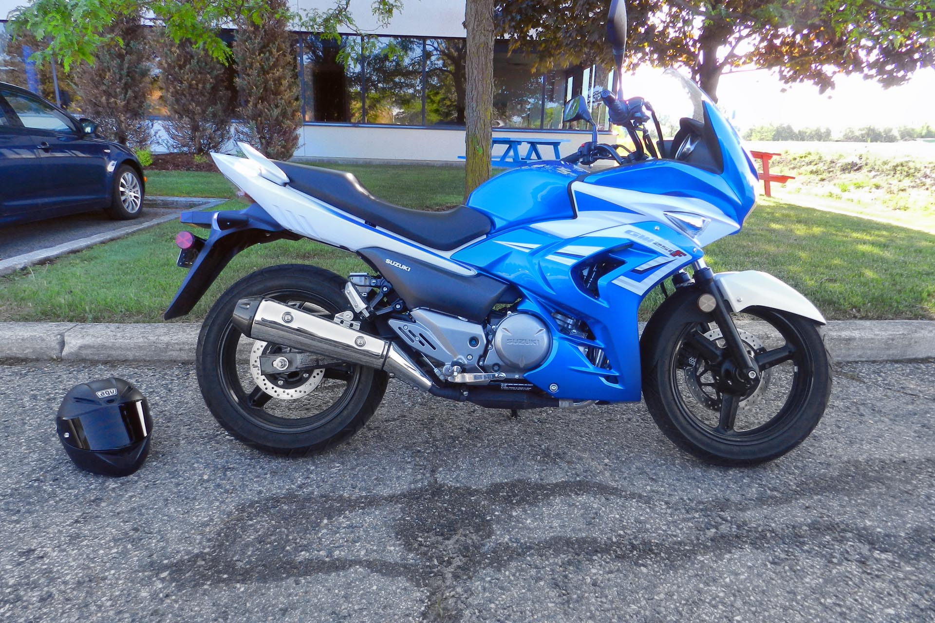 Test Ride: Suzuki GW250F - AutoTrader.ca
