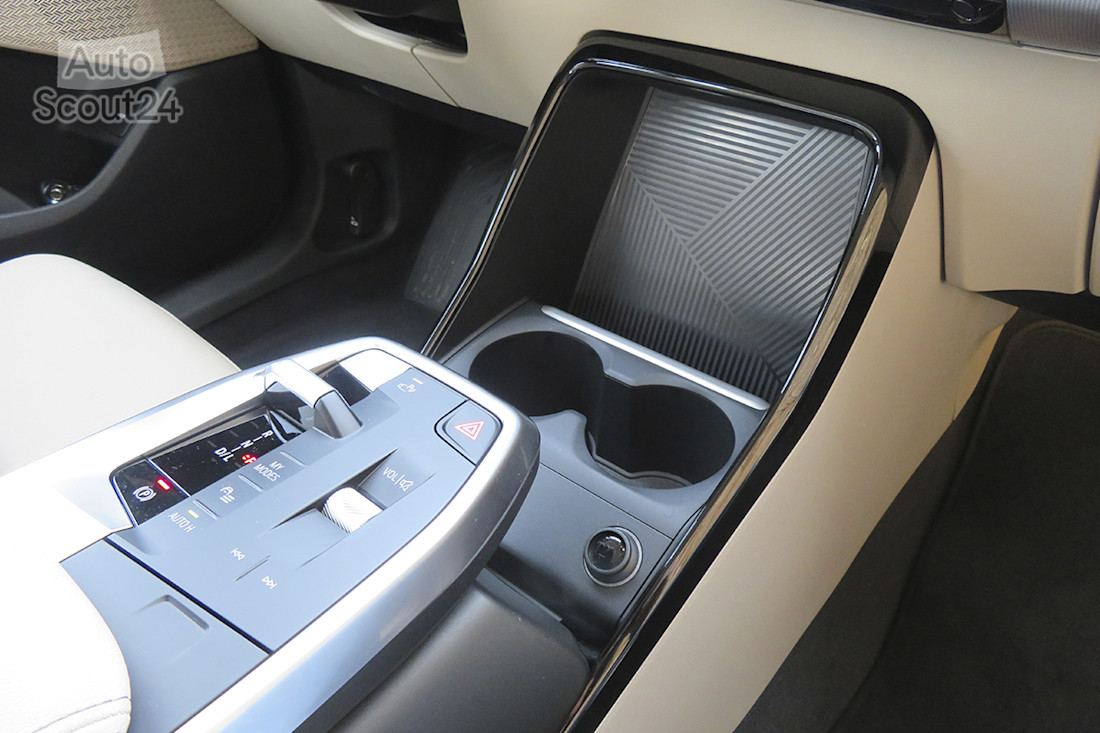 22_bmw serie active tourer.JPG