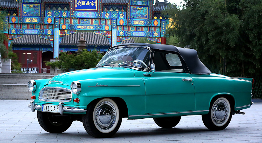 skoda-felicia-side