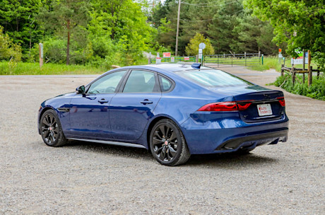 Editorial 2021 jaguar xf p300 r dynamic 06 jm