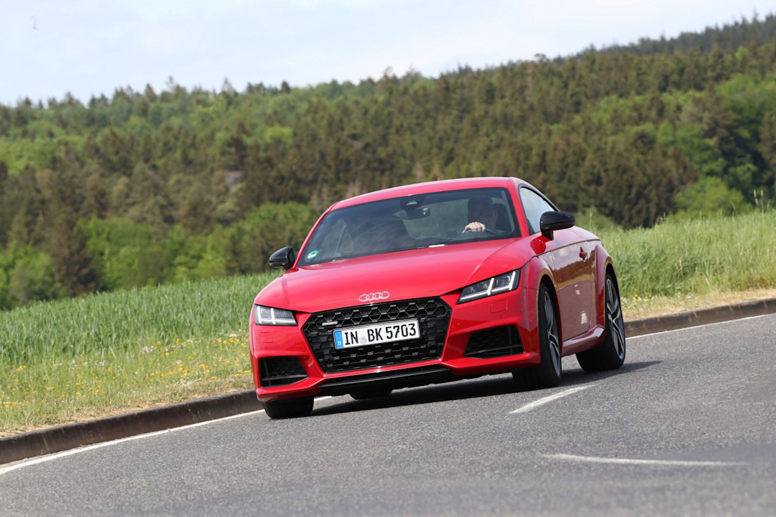 audi-tt-toyota-gr-supra-2023-4.jpg