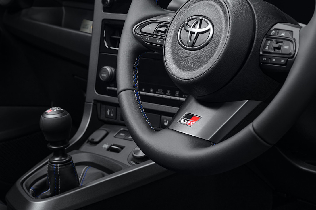 TOYOTA-GR-Yaris-Rovanperä (3).jpg