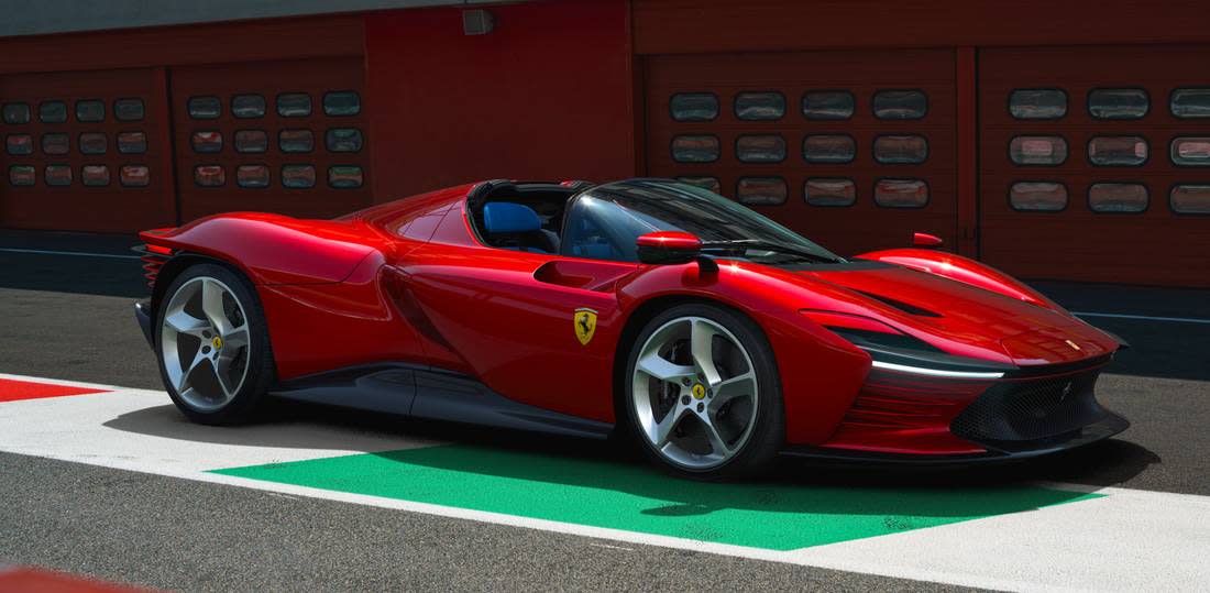 64sU3OPgS8bu2RqdqtgPlT-931eff844d079f871fbf66981db96a2f-ferrari-daytona-front-1100