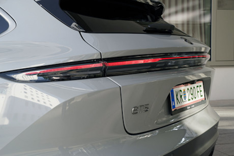 15 nio-et5-touring-2026-ruecklicht