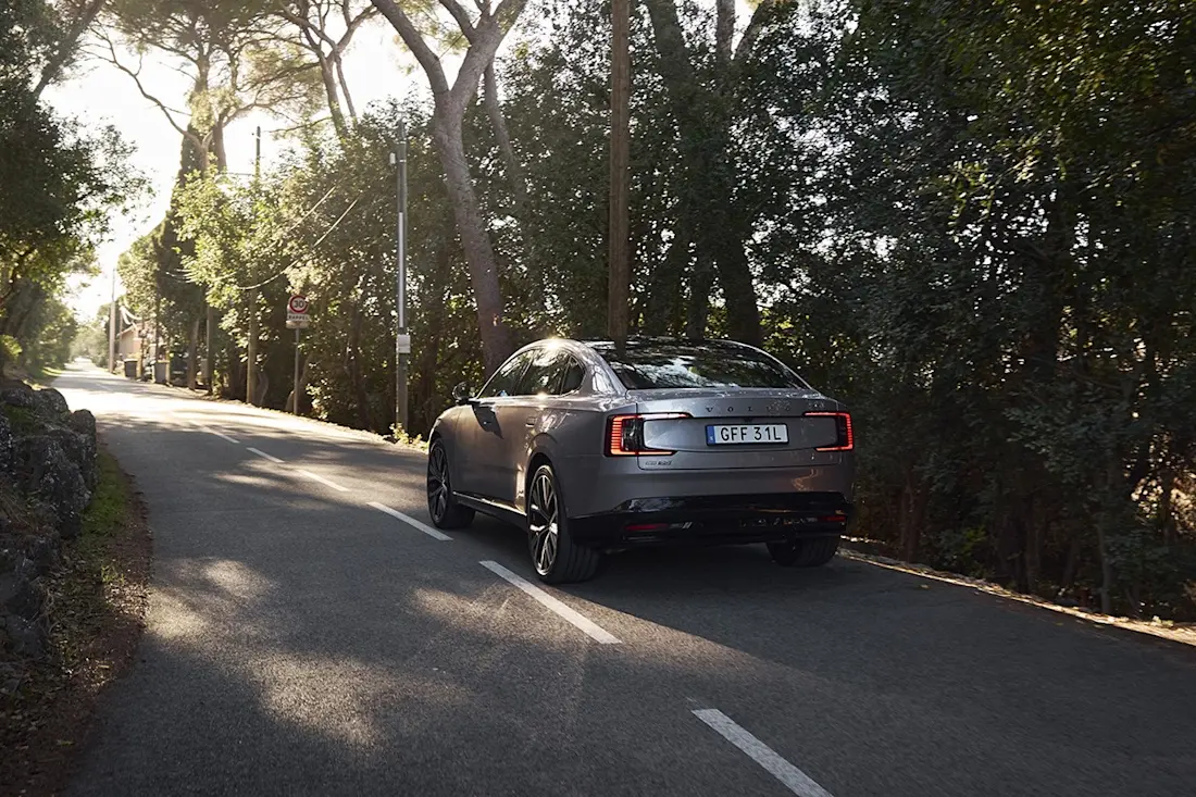 BEBE20251023 Volvo ES90 06