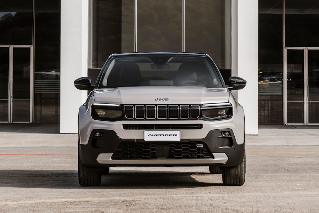 Jeep-avenger-4xe-2024 (7).jpg