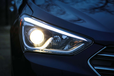 Editorial 2017 hyundai santa fe sport 24 se awd 08 ts