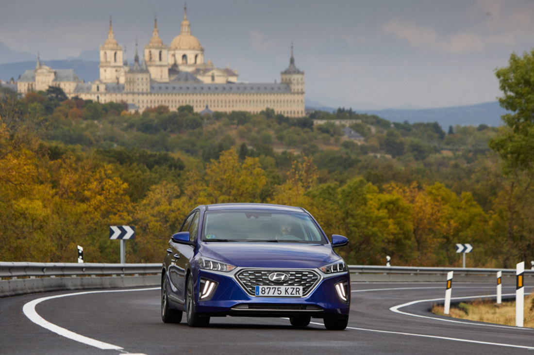 hyundai_ioniq_ (8).jpg