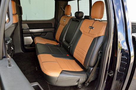 Ford F-150 4x4 Platinum 2021 : essai routier Body Image