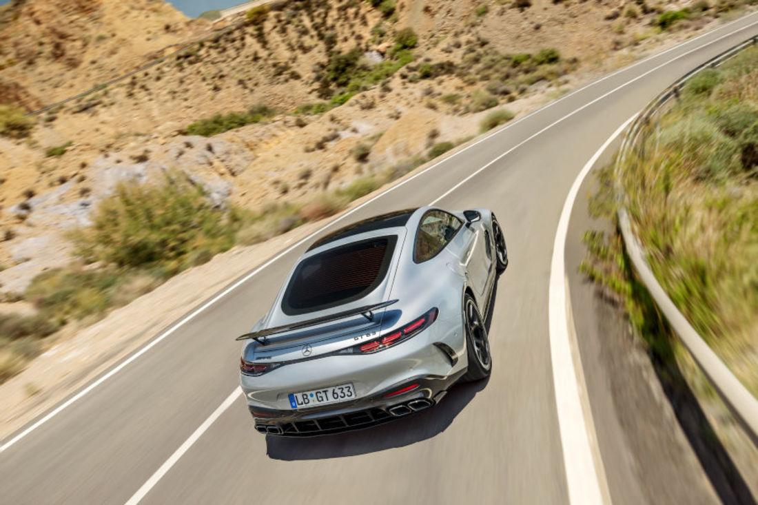 mercedes-amg-gt-2024 (4).jpg