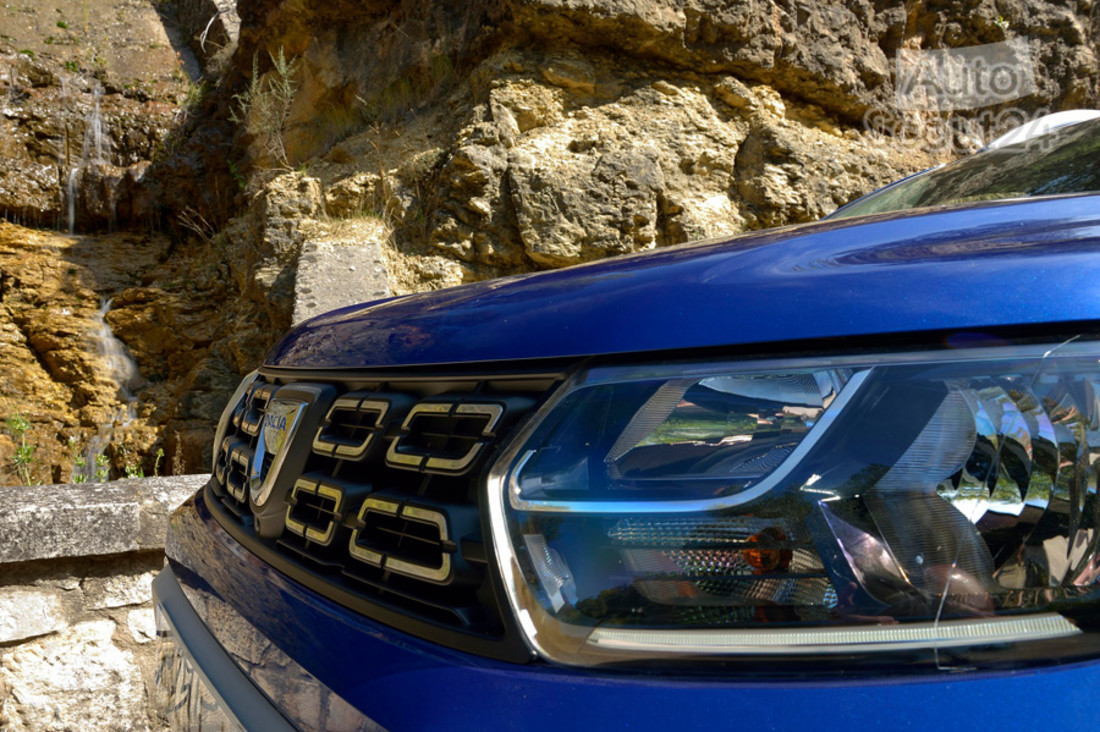 Dacia Duster GLP 2020 (2).jpg