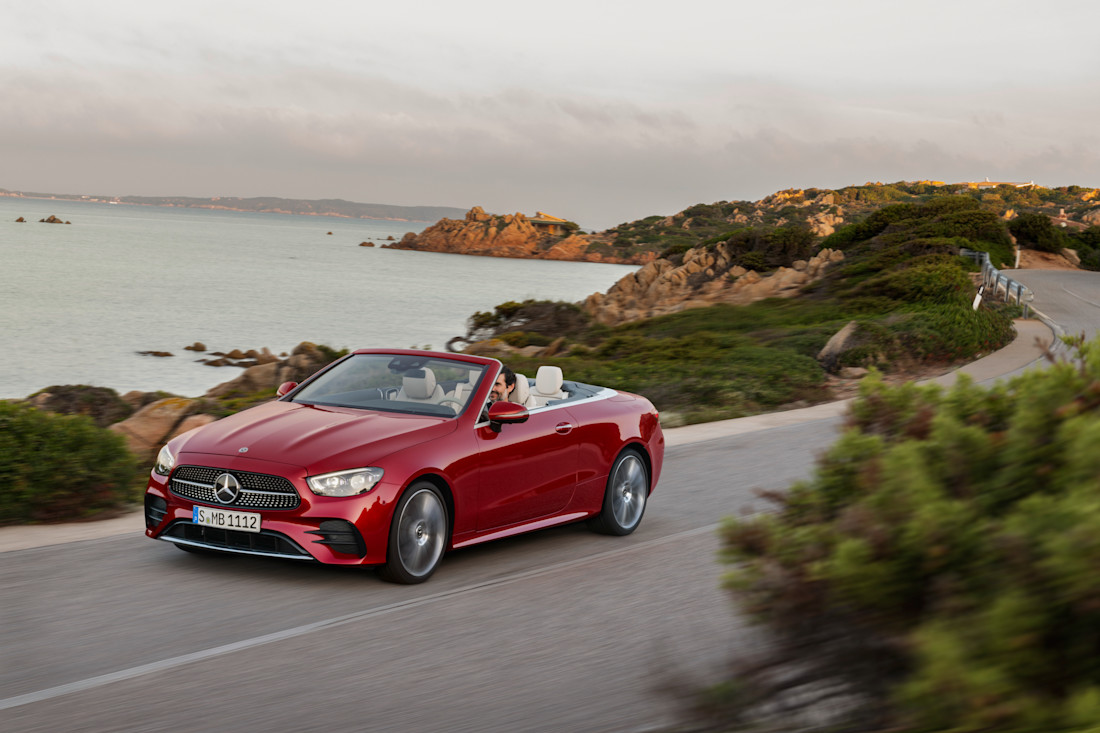 Nuevos Mercedes Clase E Coupe y Cabrio 2020 (8).jpg