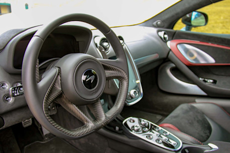 Editorial 2020 mclaren gt 25 dw