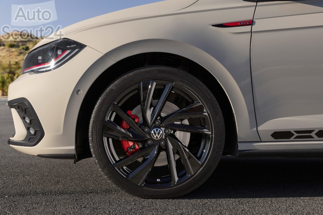 volkswagen-limited-edition-polo-gti-edition-25(10).jpg