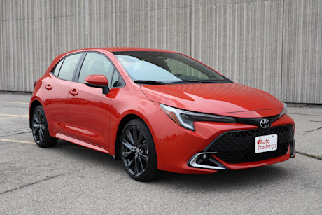 Editorial 2023 toyota corolla hatchback xse td 230901 04 jm