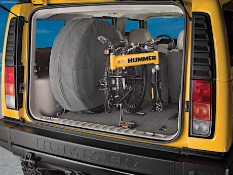 Editorial hummer bike