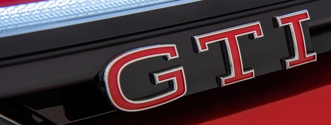 Volkswagen-Golf_GTI-2021-1280-13.jpg