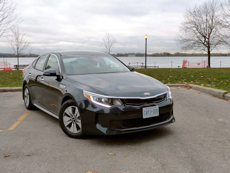 Editorial 2017 kia optima hybrid lx 07 jb