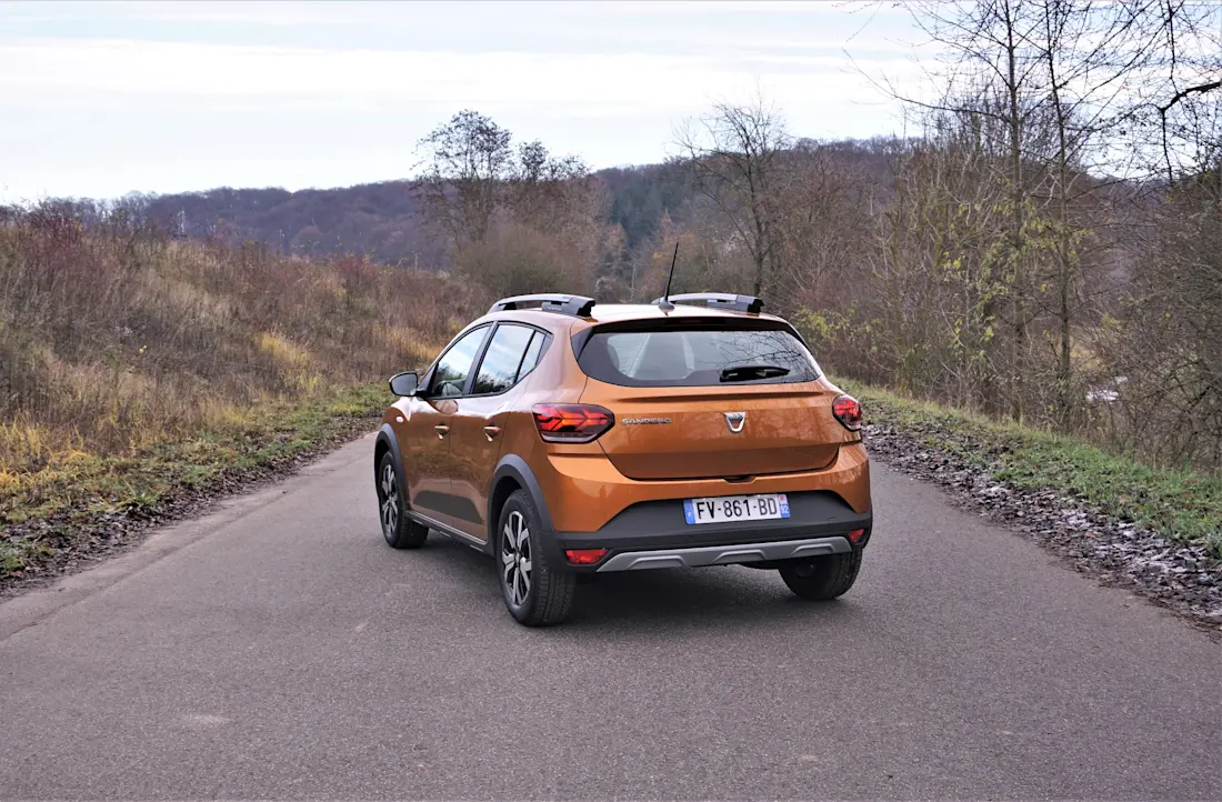 Dacia Sandero Stepway 2021 Heck V2