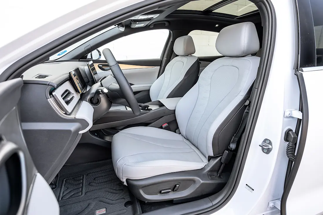 SEAL 6 DM-i Interior (23) 1200x800
