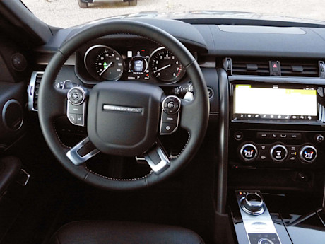 Editorial 2017 land rover discovery 30 jb