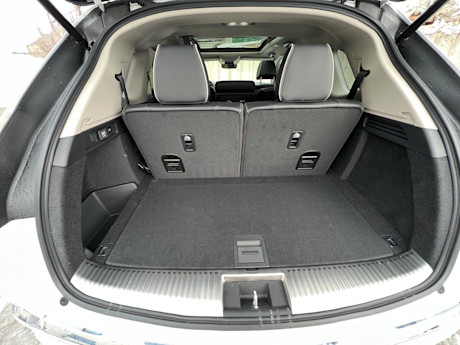 Editorial 2023 acura mdx platinum elite 16 msp