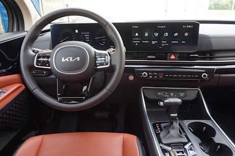 Editorial 2025 kia carnival jl 25