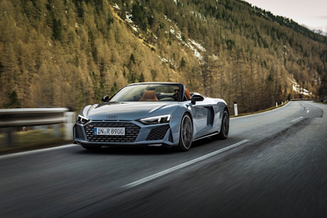 Audi-R8-RWD-V10-Performance-2022-Front