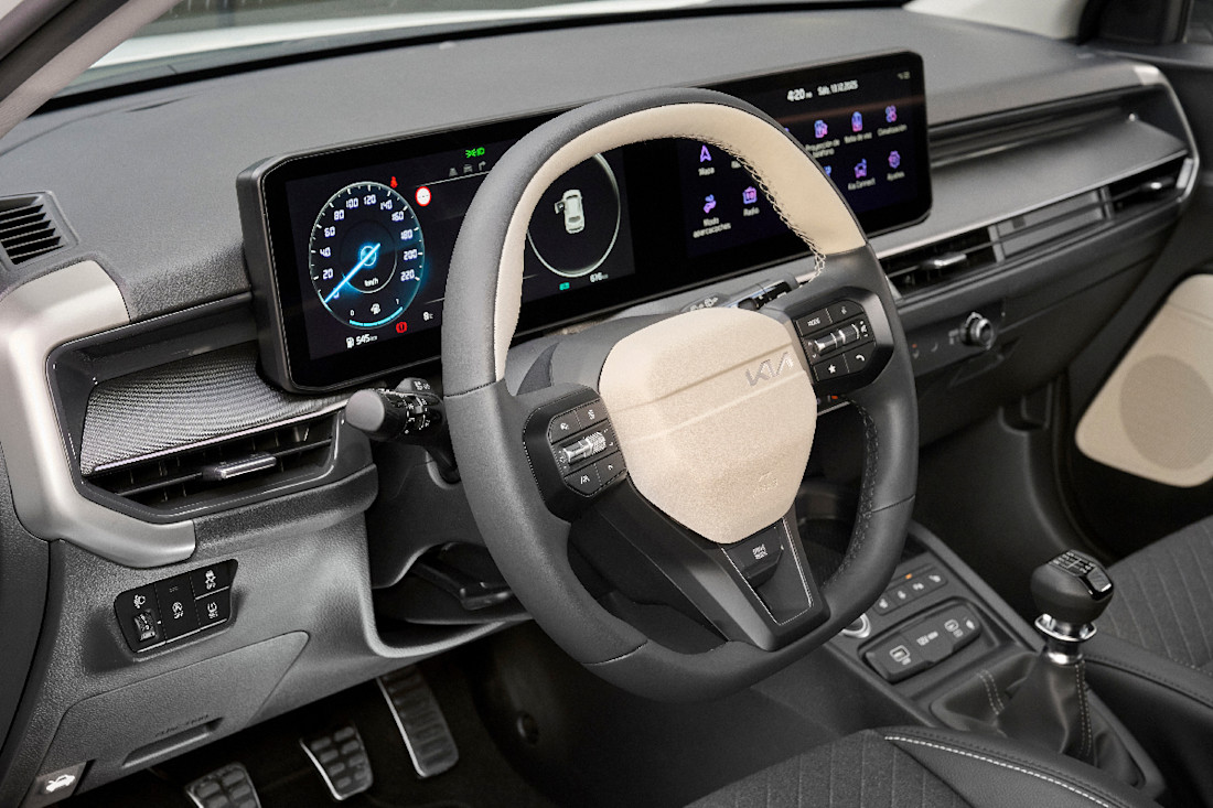 kia-stonic-2026-interior (6).jpg