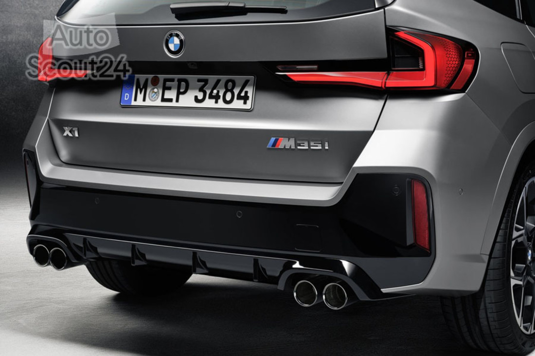 BMW-X1_M35i-2024-1600-4b.jpg