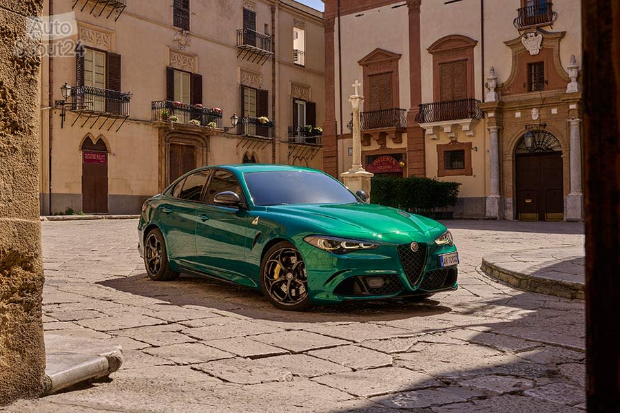 Alfa Romeo-Giulia-Stelvio-Q-100°anniversary-2023 (6).jpg